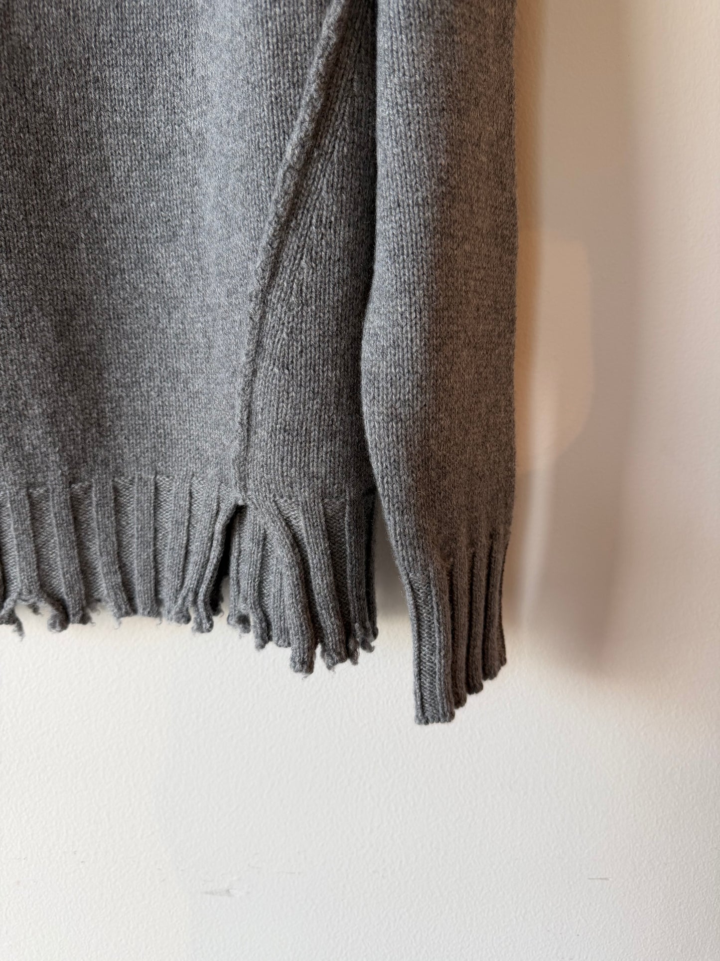 Hannoh Wessel - Piero Pullover Vneck Mens or Women