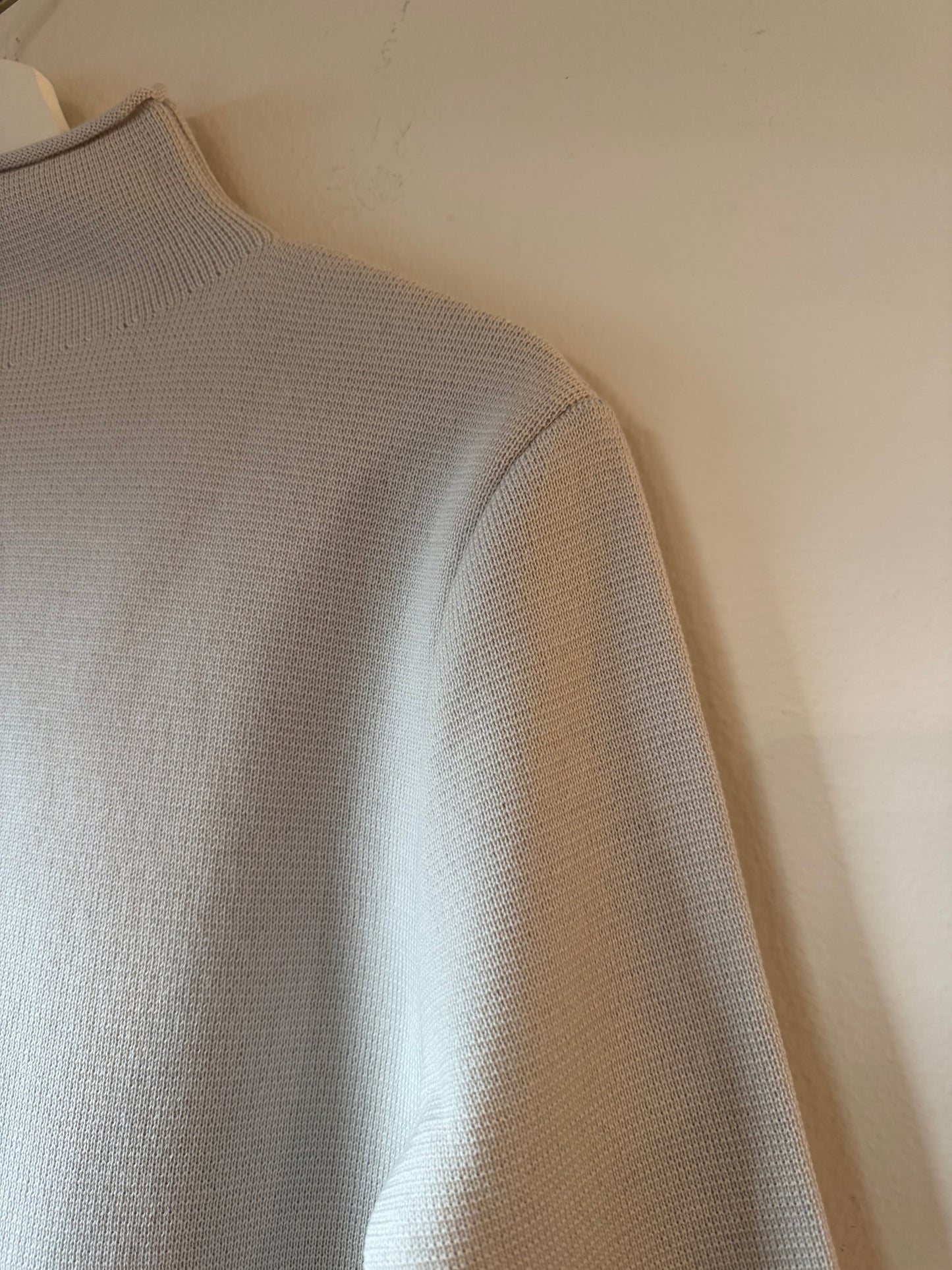 Hannes Roether - Knit Top in Pearl Grey