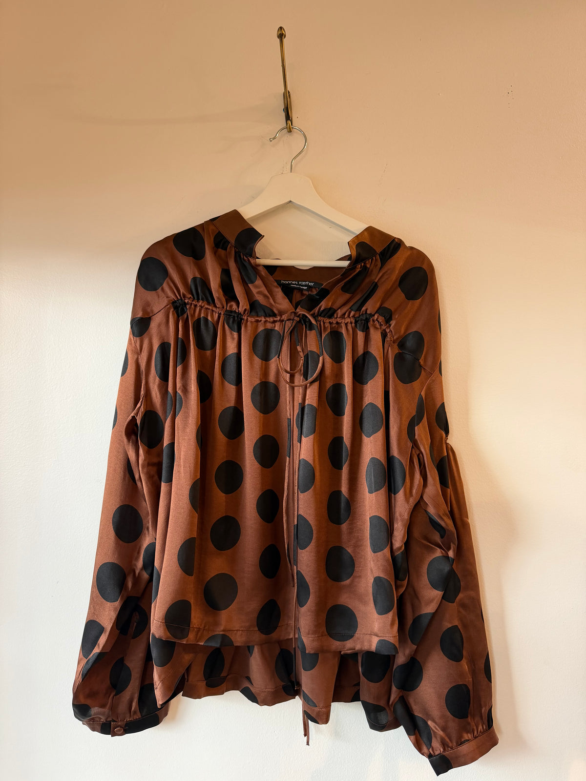 Hannes Roether - Big Dot Tie Blouse in Silk