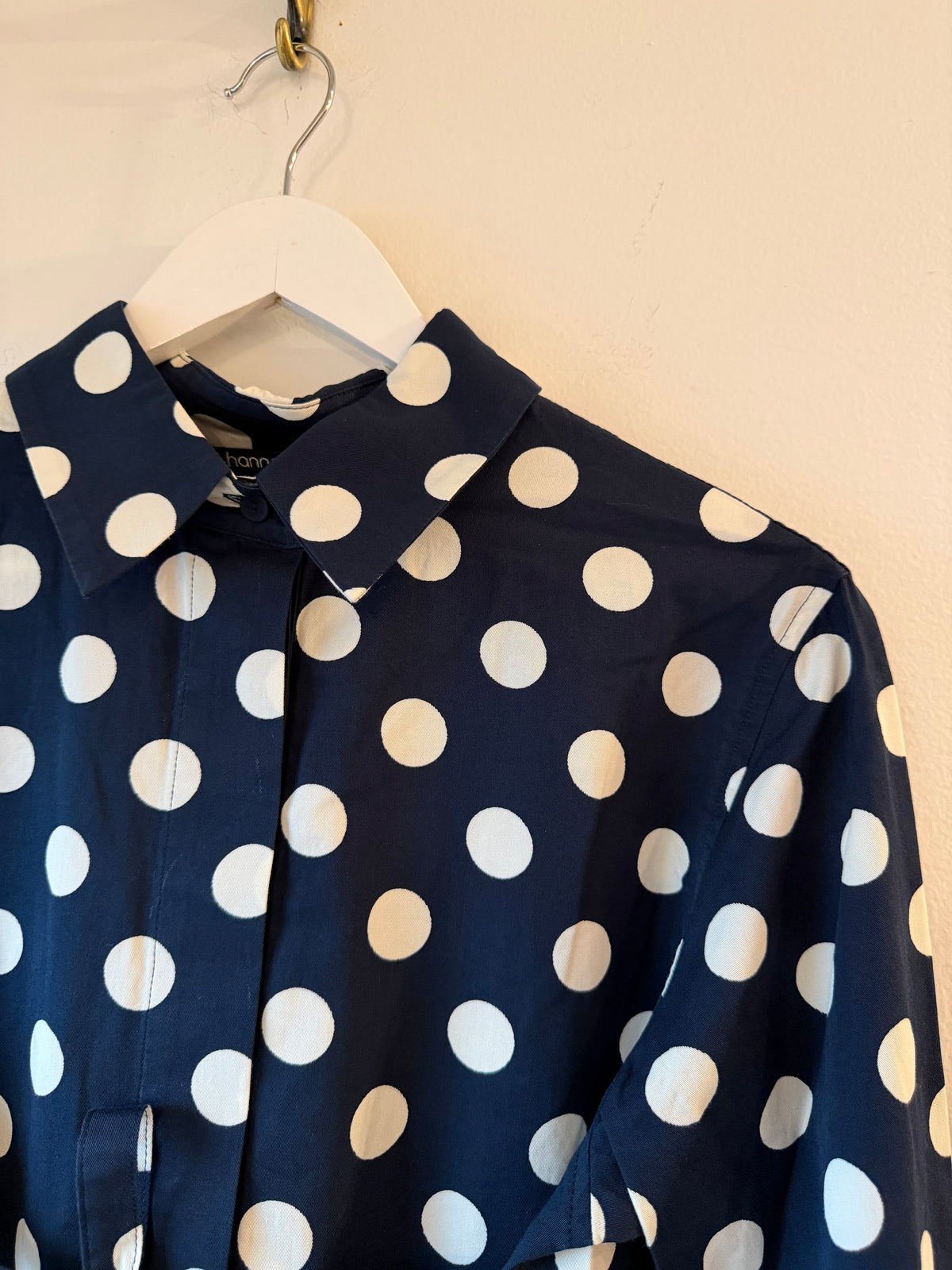 Hannes Roether - Dot Shirt With Tie
