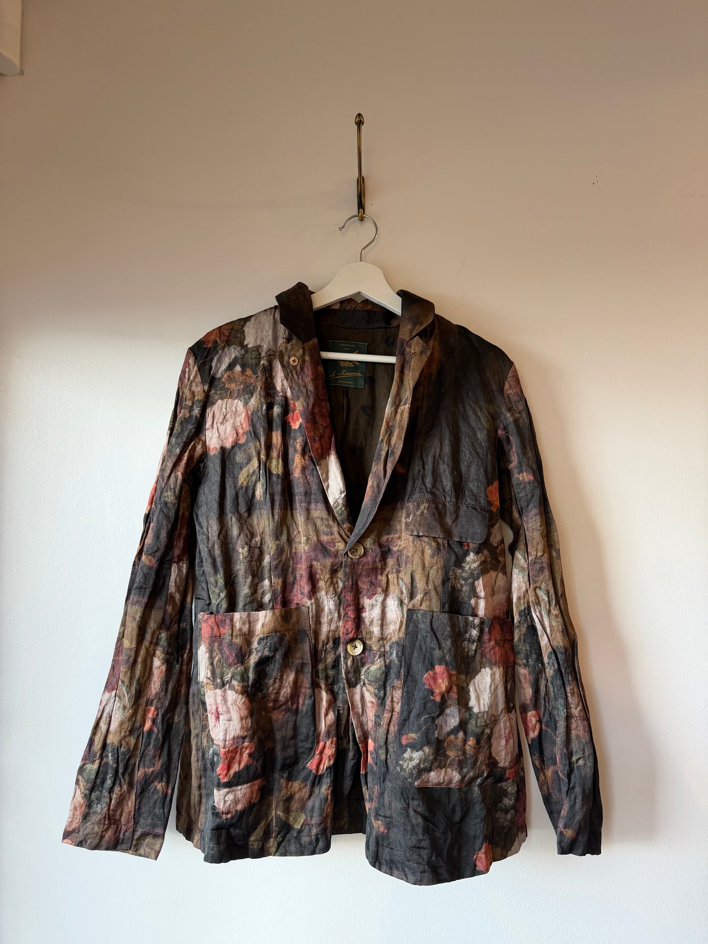 Aleksandr Manamïs- Two Button Blazer