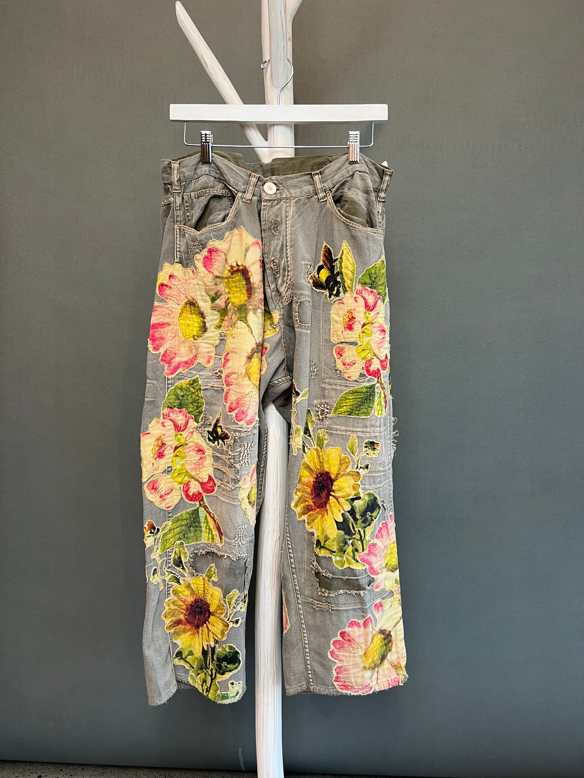Magnolia Pearl Cotton Twill Miner Pants with Sunflower Applique, Daisies  and Bees in Ashbury Peace Pants 433 - The Walnut Tree Shop Magnolia Pearl  Cotton Twill Miner Pants with Sunflower Applique, Daisies