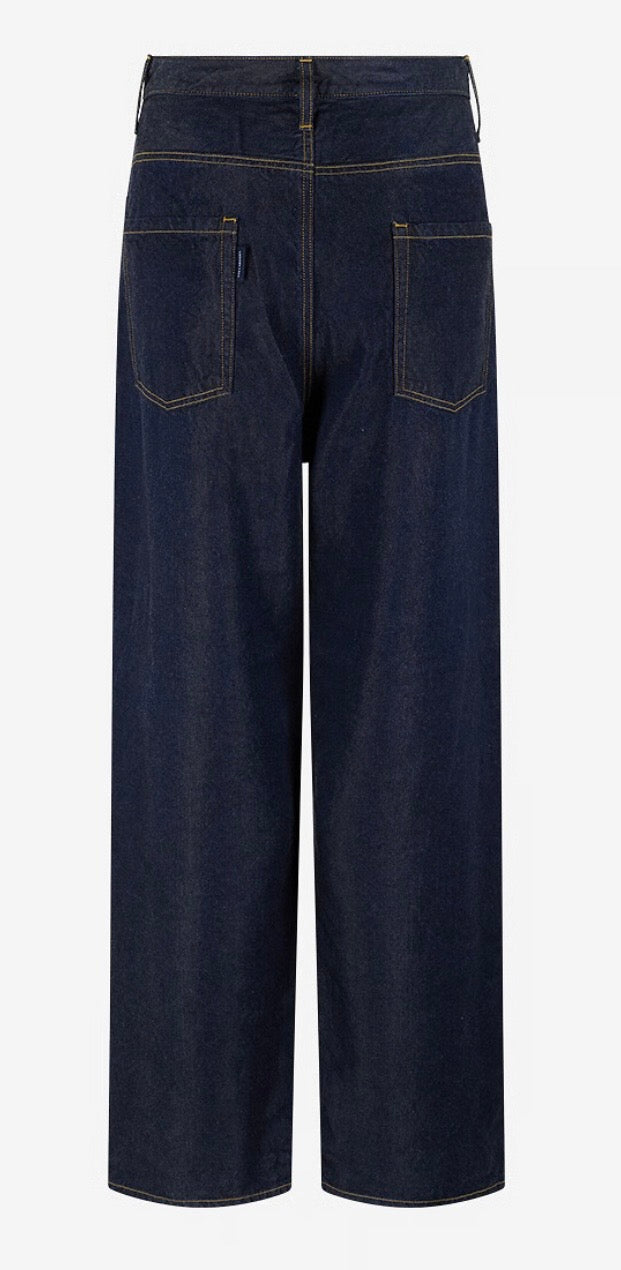 Lis Lareida - Lynn Denim
