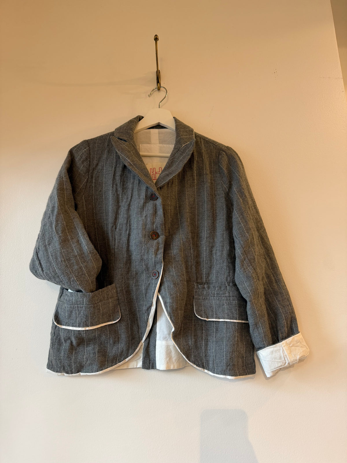 Hannoh- Jacket Viola in Grey Stripe