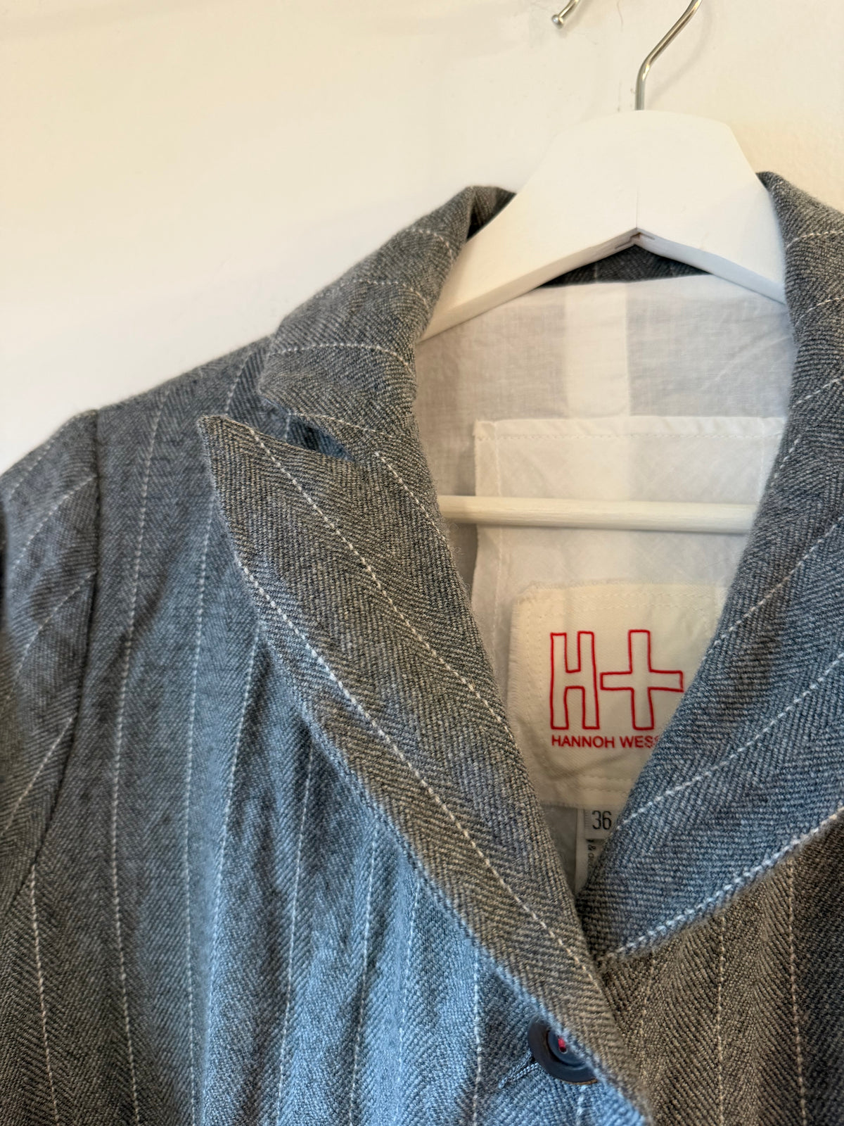Hannoh- Jacket Viola in Grey Stripe