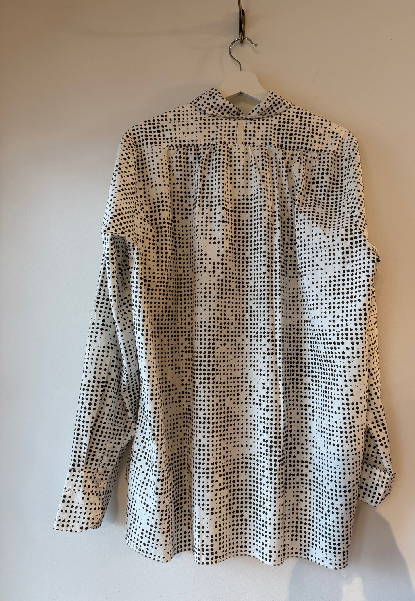 Hannoh Wessel - Men's shirt Carmine