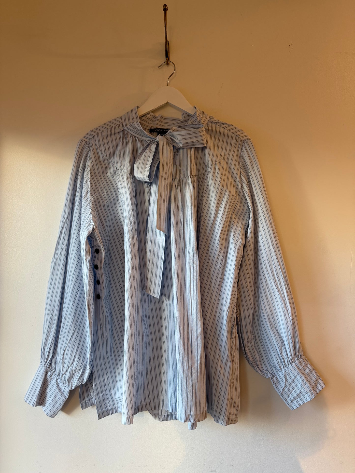 Hannes Roether - Big Stipe Tie Shirt