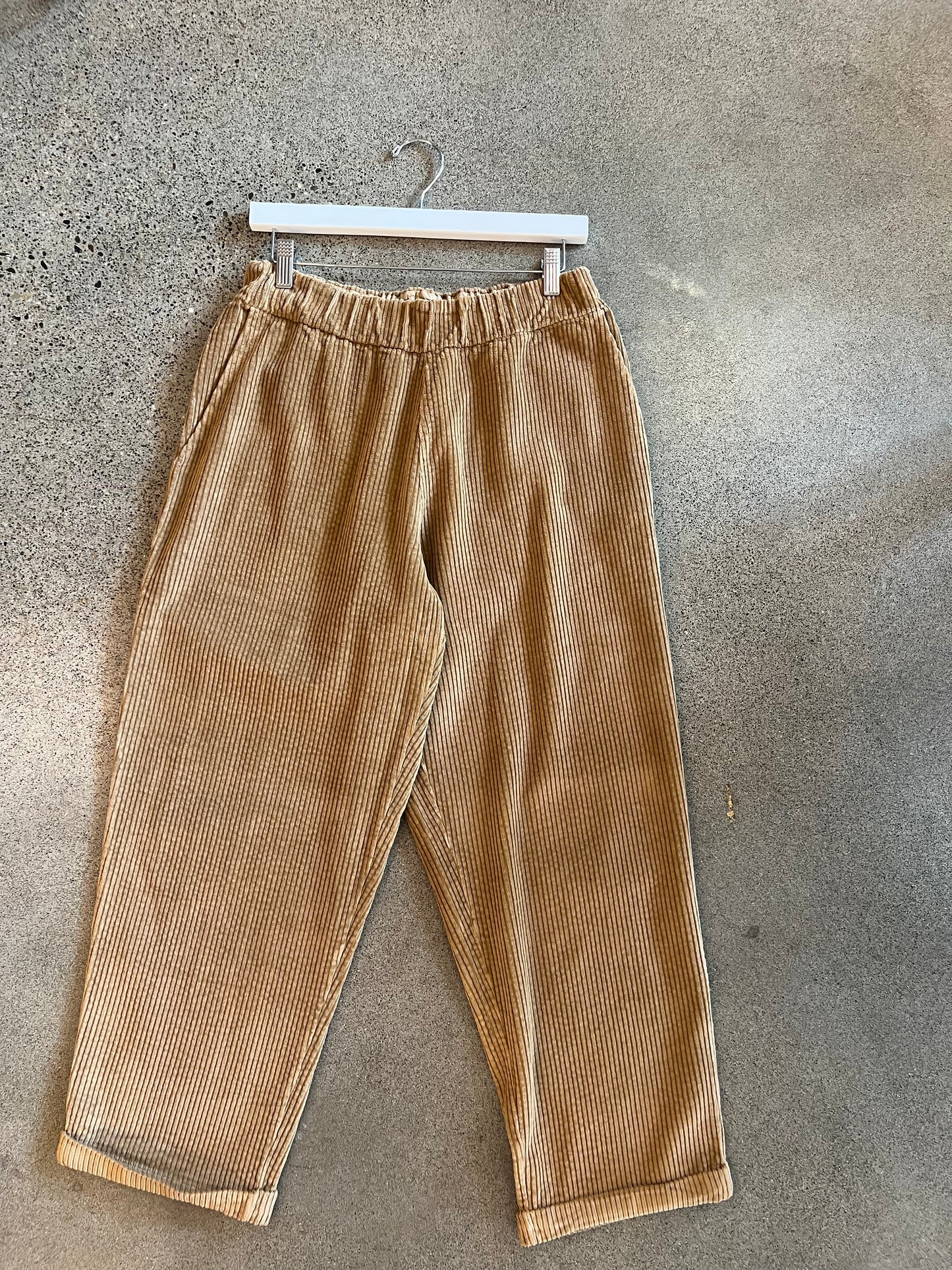 Labo Art - Corduroy Easy Pant in Camel or Petrol