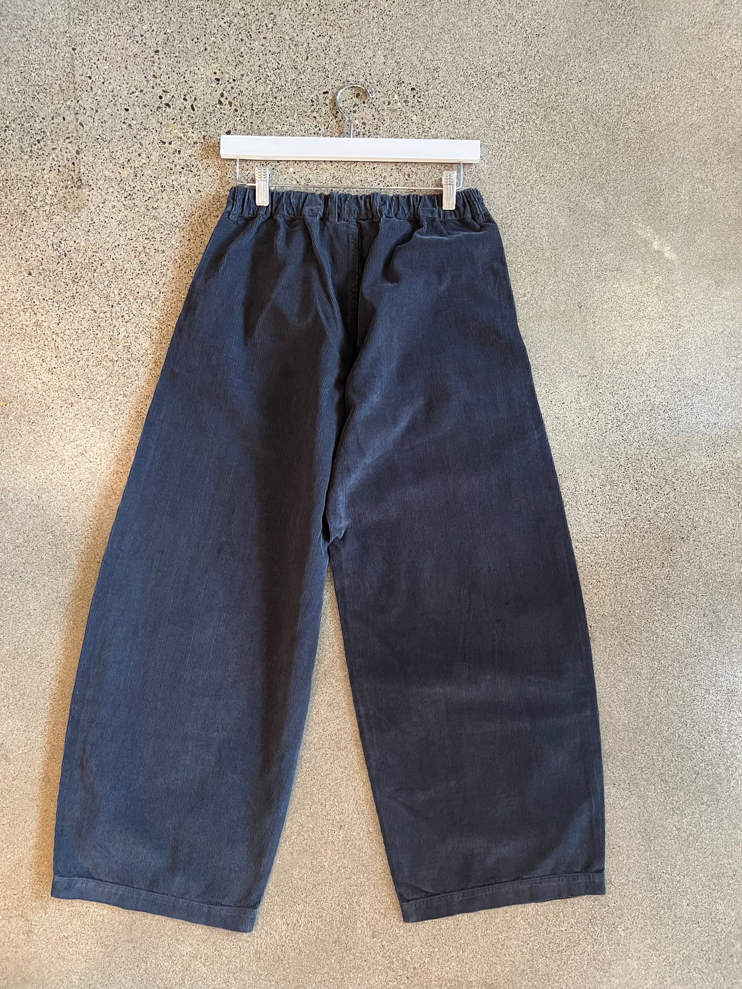 Labo Art - Mini-Corduroy Trouser in Black or Graphite
