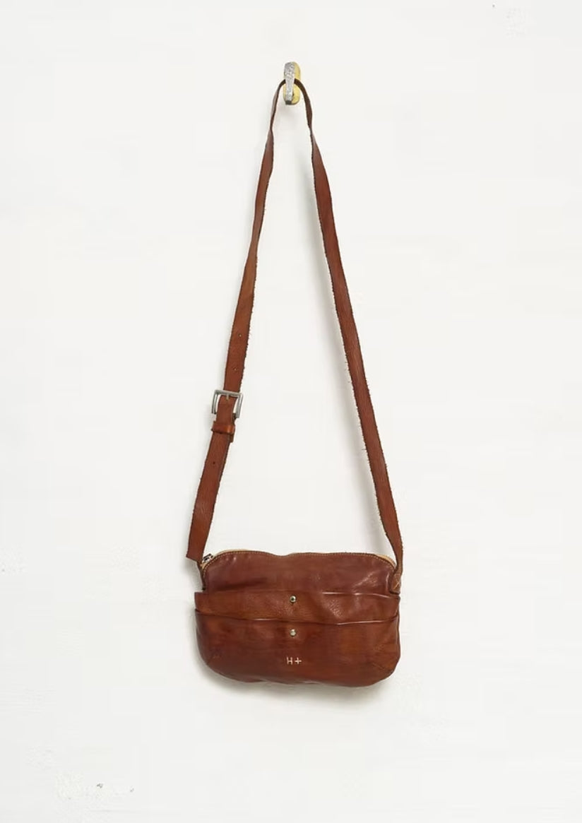 Hannoh Wessel - Sarina Sac in Cinnamon