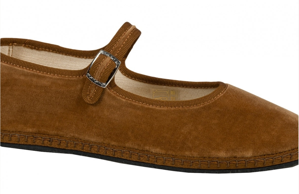 ViBi Venezia - Velvet Mary Jane's in Torcello