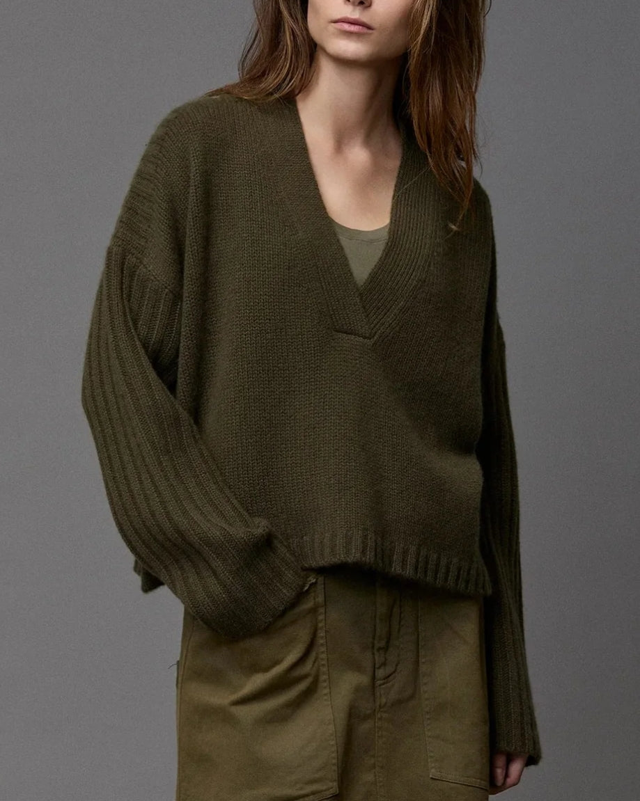 Kristensen Du Nord - Cashmere V-Neck Sweater in Olive