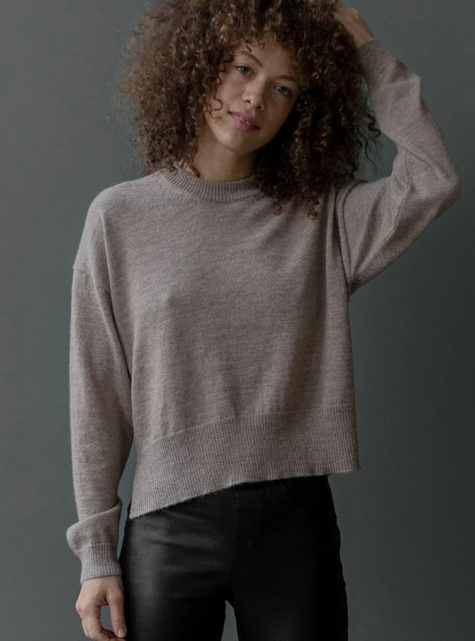 Sskein - Alpaca Pullover in Many Colors