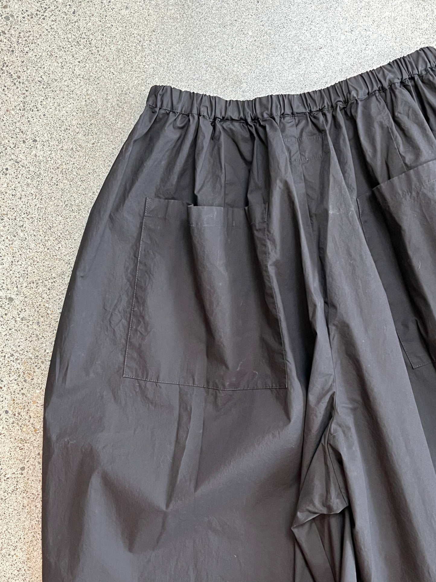 Manuelle Guibal - Oversize Full Cropped Pants in Black